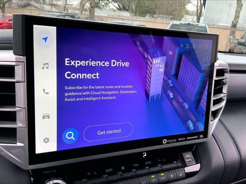 Used 2024 Toyota Tundra Platinum w/ TRD Off-Road Package image 32