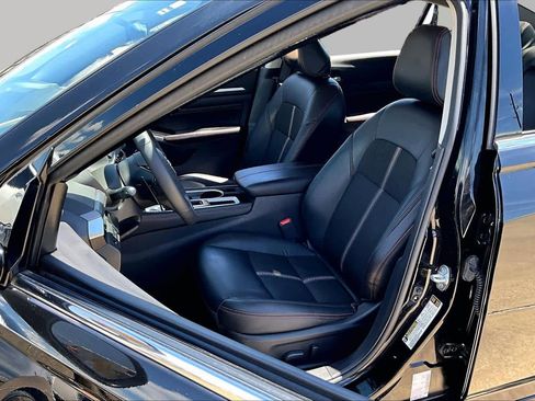 Used 2023 Nissan Altima 2.5 SR FWD image 8