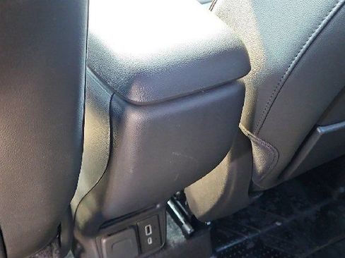 Used 2025 Chevrolet TrailBlazer RS w/ Convenience Package FWD image 15