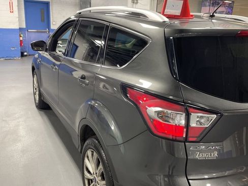 Used 2017 Ford Escape Titanium FWD image 5