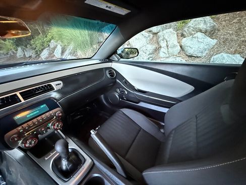 Used 2015 Chevrolet Camaro LS image 10