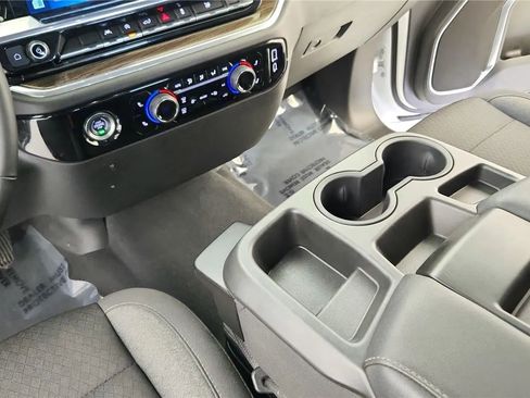 Used 2023 Chevrolet Silverado 1500 LT image 34