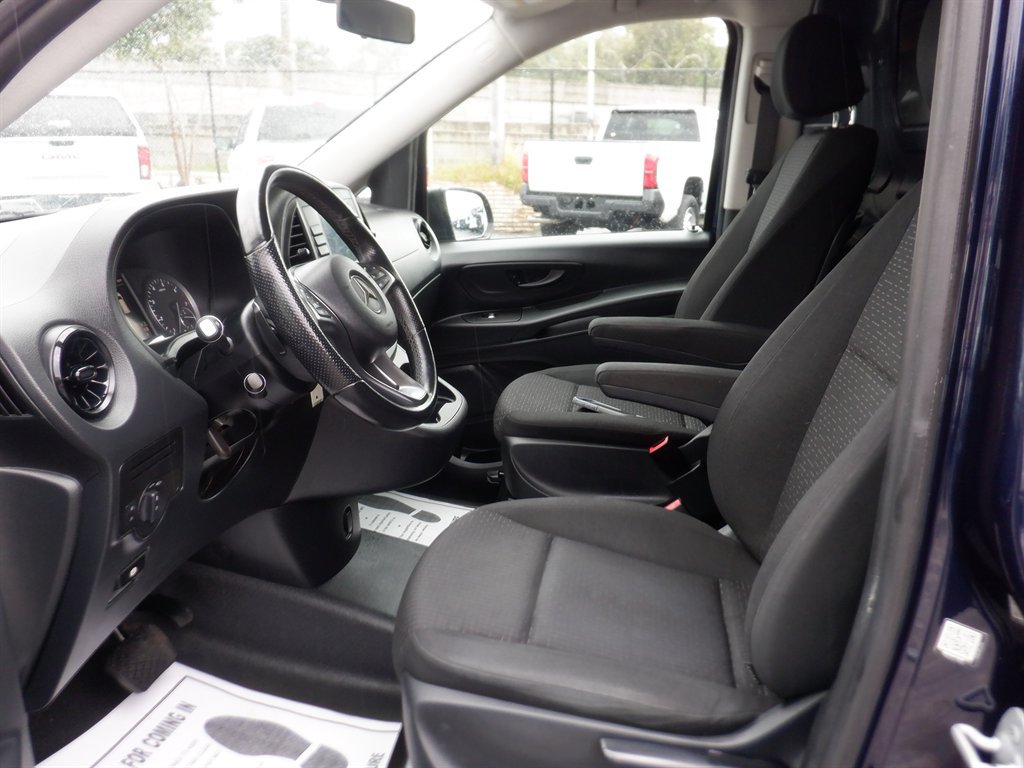 Used 2022 Mercedes-Benz Metris image 13