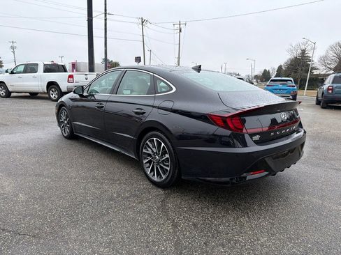 Used 2023 Hyundai Sonata Limited image 2