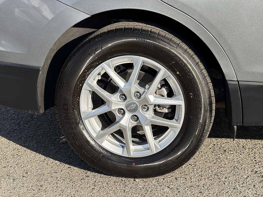 Used 2024 Chevrolet Equinox LT FWD image 31