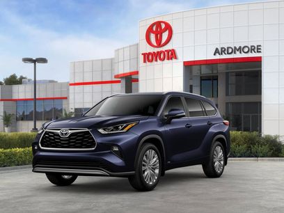 New 2025 Toyota Highlander Platinum