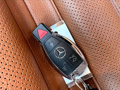 Used 2018 Mercedes-Benz C 300 Cabriolet image 12