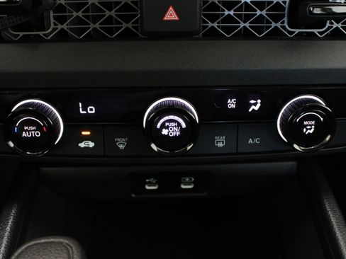 Used 2025 Honda Accord LX image 18