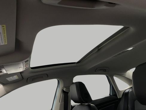 New 2025 Volkswagen Jetta SE image 27