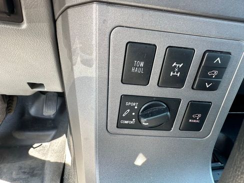 Used 2012 Toyota Sequoia Platinum image 30