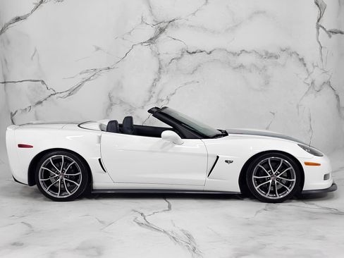 Used 2013 Chevrolet Corvette 427 w/ 1SC Preferred Equipment Group image 17