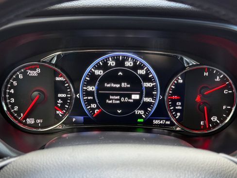 Used 2022 GMC Acadia AT4 w/ Technology Package AWD/4WD image 23