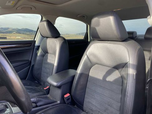 Used 2015 Volkswagen Passat TDI SEL Premium image 14