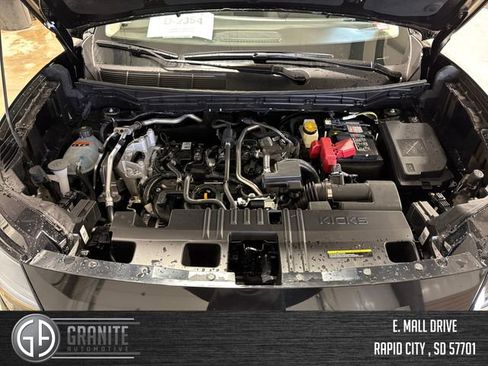 New 2026 Nissan Kicks SR w/ SR Premium Package AWD/4WD image 22