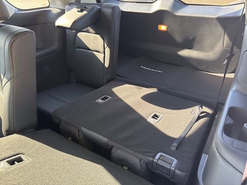 New 2026 Nissan Pathfinder SL AWD/4WD image 16