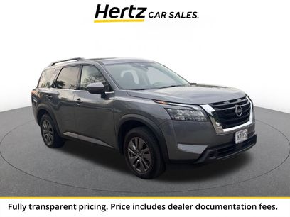 Used 2025 Nissan Pathfinder SV