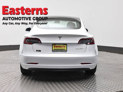 Used 2022 Tesla Model 3 Long Range AWD/4WD image 6