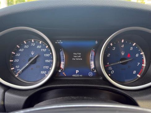 Used 2017 Maserati Ghibli RWD image 26
