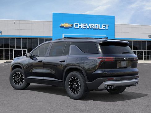 New 2026 Chevrolet Traverse Z71 w/ Enhanced Driving Package AWD/4WD image 3