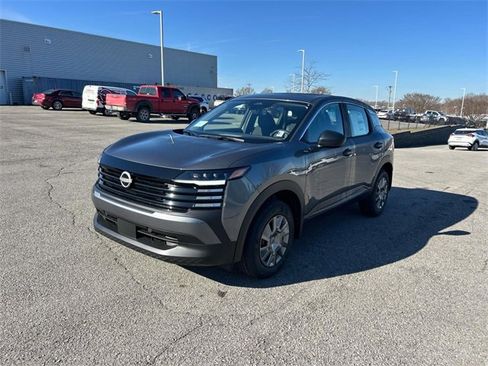 New 2026 Nissan Kicks S image 8