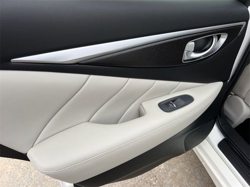 Used 2021 INFINITI Q50 Sensory w/ Cargo Package image 17