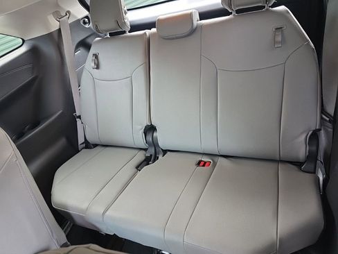 Certified 2025 Toyota Sienna XLE image 14