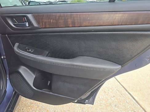 Used 2016 Subaru Outback 2.5i Limited image 19