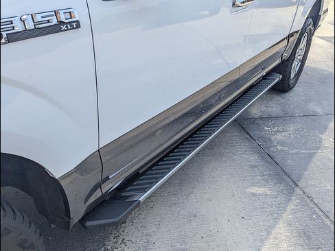 Used 2018 Ford F150 XLT w/ Equipment Group 302A Luxury AWD/4WD image 13