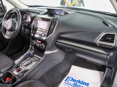 Used 2020 Subaru Forester Premium image 28