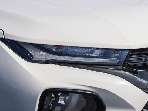 Used 2023 Chevrolet TrailBlazer RS image 4