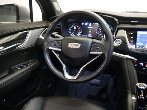 Used 2024 Cadillac XT6 Premium Luxury w/ Technology Package image 38