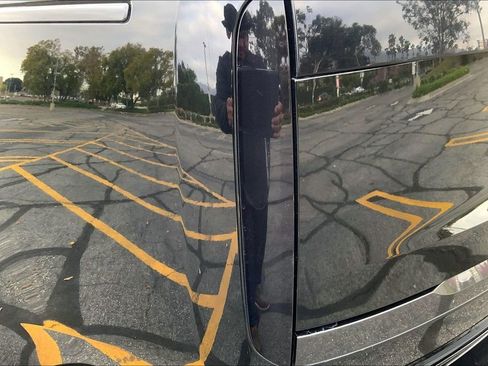 Used 2023 Land Rover Range Rover Long Wheelbase Autobiography image 27