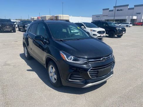 Used 2020 Chevrolet Trax LT image 8