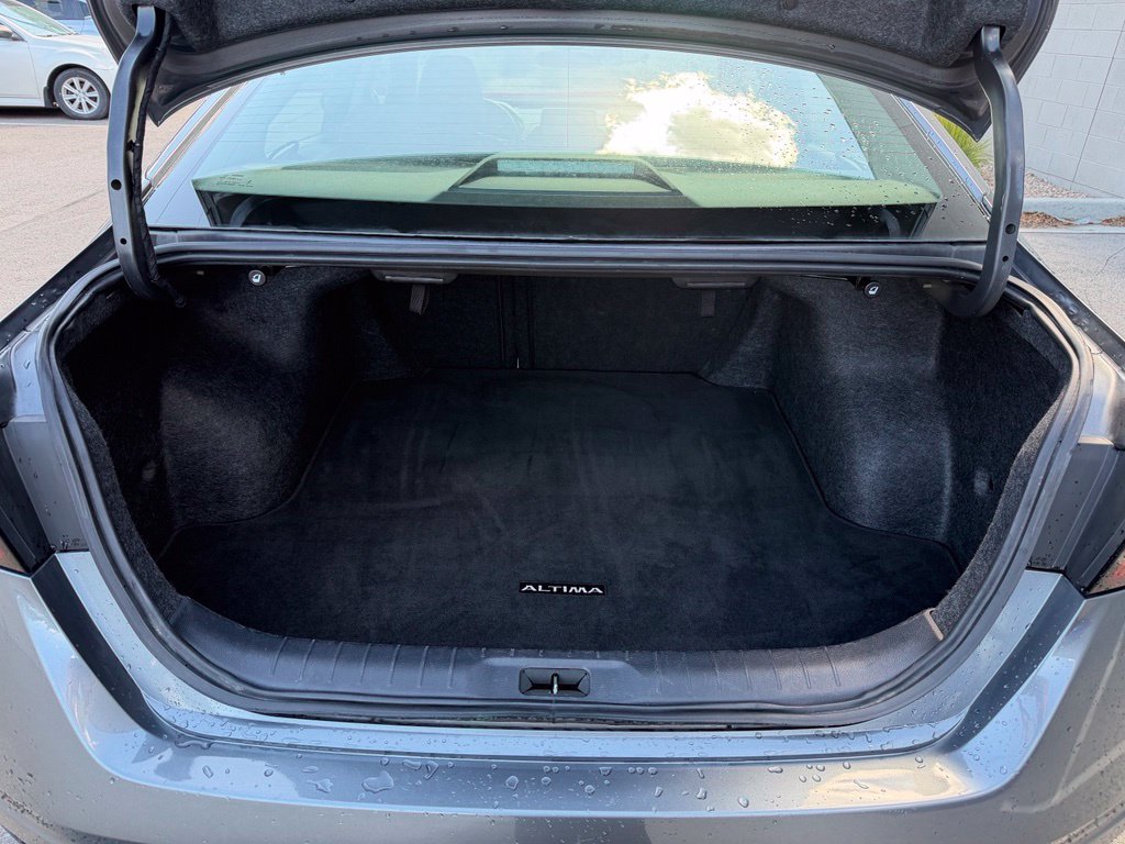 Used 2025 Nissan Altima 2.5 SV AWD/4WD image 28