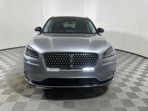 Used 2021 Lincoln Corsair AWD w/ Premium Package image 2