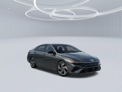 New 2026 Hyundai Elantra SEL Sport Premium FWD image 2