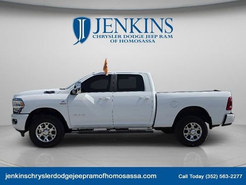 Used 2024 RAM 2500 Laramie AWD/4WD image 8