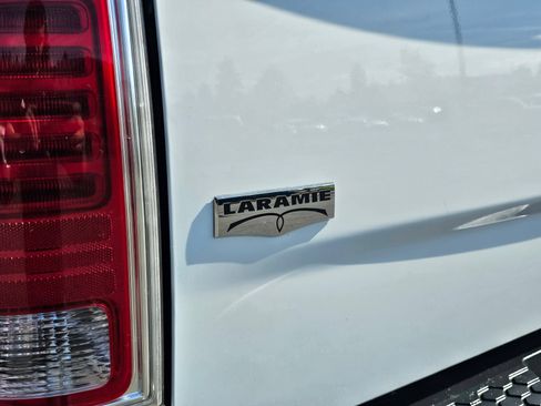 Used 2014 RAM 2500 Laramie w/ Protection Group AWD/4WD image 11