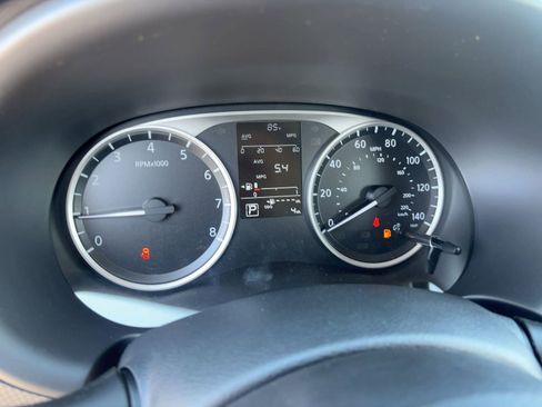 New 2025 Nissan Kicks Play S image 19