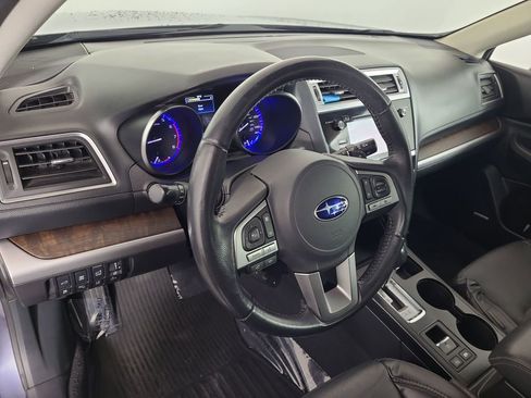 Used 2017 Subaru Outback 2.5i Limited AWD/4WD image 14