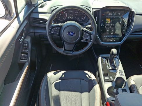 Certified 2025 Subaru Crosstrek 2.5i Limited AWD/4WD image 11