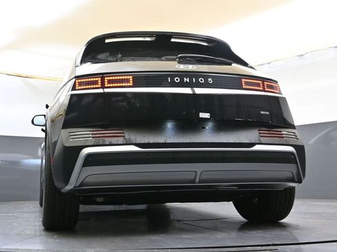 New 2025 Hyundai Ioniq 5 SEL image 32
