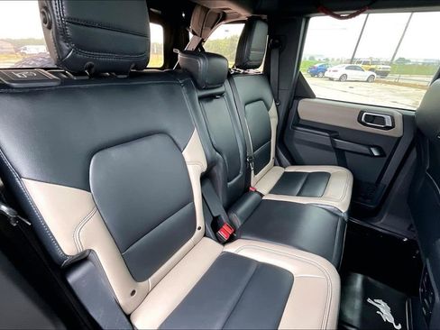 Used 2024 Ford Bronco Wildtrak AWD/4WD image 22