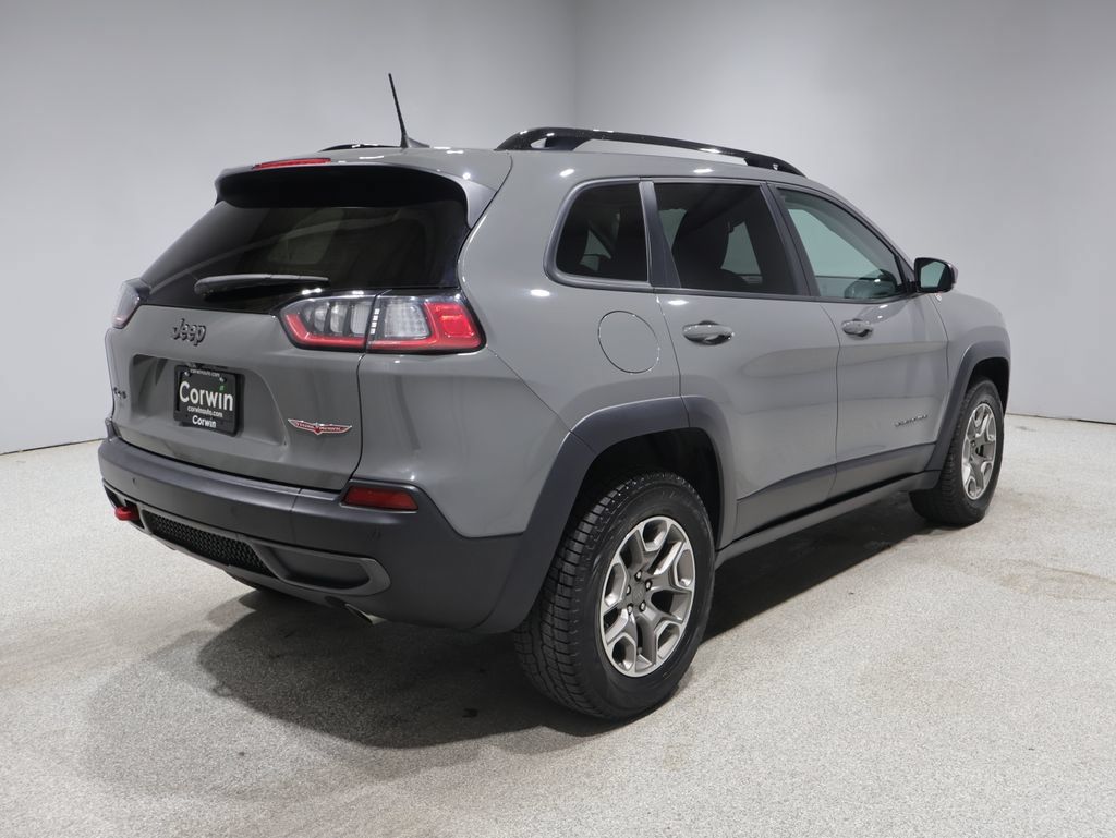 Used 2022 Jeep Cherokee Trailhawk AWD/4WD image 2