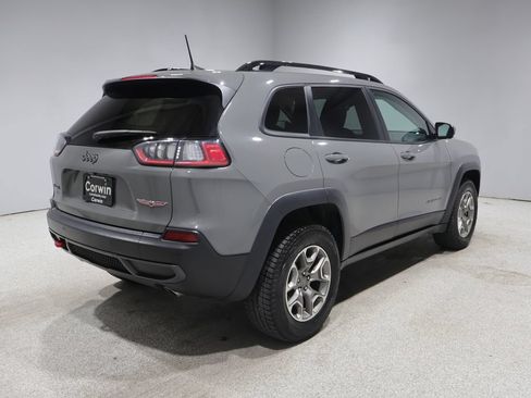 Used 2022 Jeep Cherokee Trailhawk AWD/4WD image 2