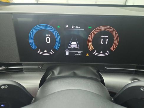 Used 2025 Hyundai Kona SEL AWD/4WD image 25