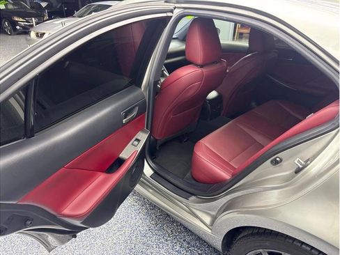 Used 2020 Lexus IS 350 F Sport w/ F Sport Package image 13