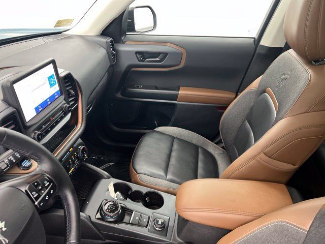 Used 2023 Ford Bronco Sport Outer Banks w/ Tech Package AWD/4WD image 22