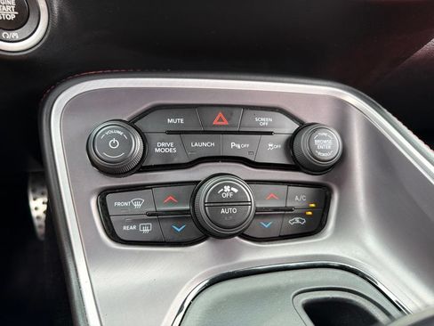 Certified 2022 Dodge Challenger R/T Scat Pack w/ Dynamics Package RWD image 13