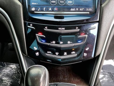 Used 2019 Cadillac XTS Luxury image 24